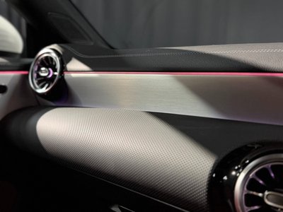 MERCEDES-BENZ CLA - 8