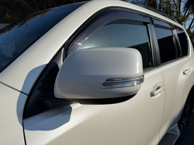 TOYOTA LAND CRUISER PRADO - 8