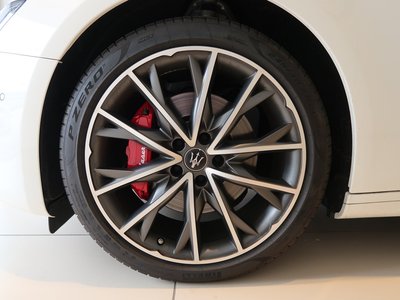 2023 Maserati GHIBLI photo 5