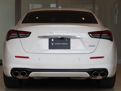2023 Maserati GHIBLI photo 8