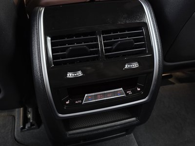 2023 BMW X5 — миниатюра 24