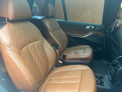 2020 BMW X7 照片 9
