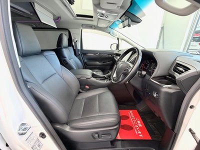 TOYOTA ALPHARD - 4