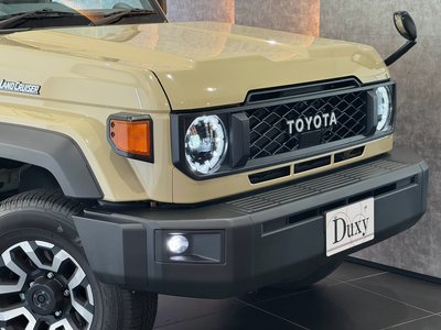 2025 Toyota LAND CRUISER 70 photo 5