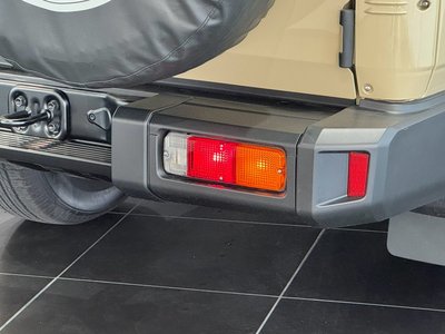2025 Toyota LAND CRUISER 70 缩略图 36