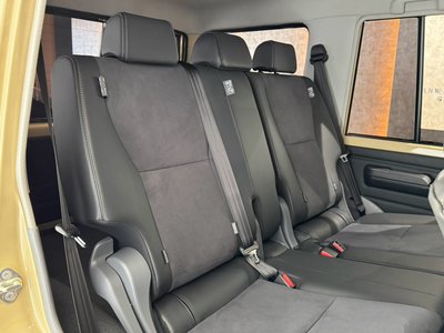 2025 Toyota LAND CRUISER 70 缩略图 40