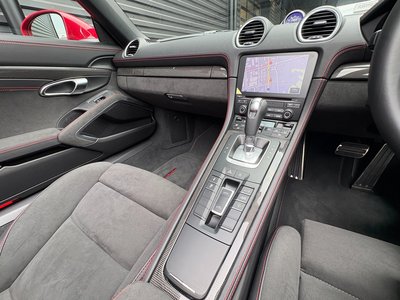 2023 Porsche 718 — миниатюра 19