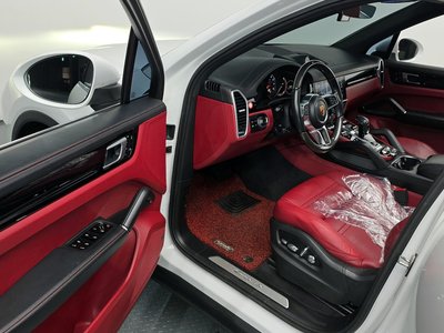 PORSCHE CAYENNE - 10