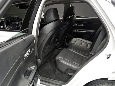 2021 Genesis GV70 — миниатюра 11