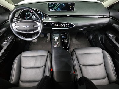 صورة 4 لـ 2021 Genesis GV70