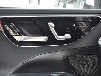 2024 MERCEDES-BENZ C-CLASS 缩略图 23