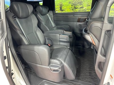 TOYOTA ALPHARD - 9