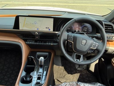 TOYOTA CROWN ESTATE - 3