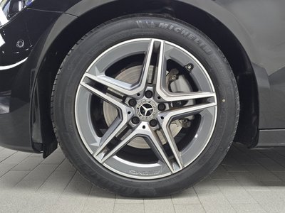 MERCEDES-BENZ E-CLASS - 6