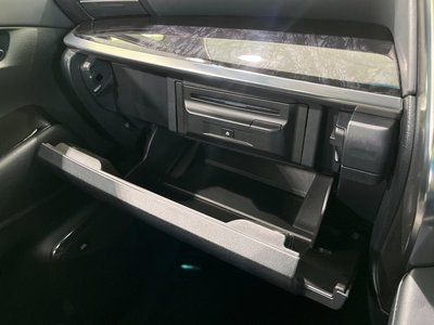2021 Toyota ALPHARD thumbnail 23