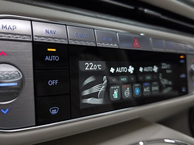 صورة مصغرة 40 لـ 2024 Genesis G90 (RS4)