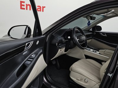 2022 Genesis GV80 — миниатюра 13