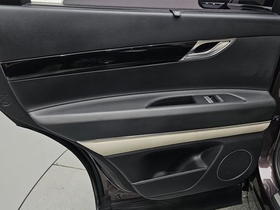 2022 Genesis GV80 — миниатюра 15