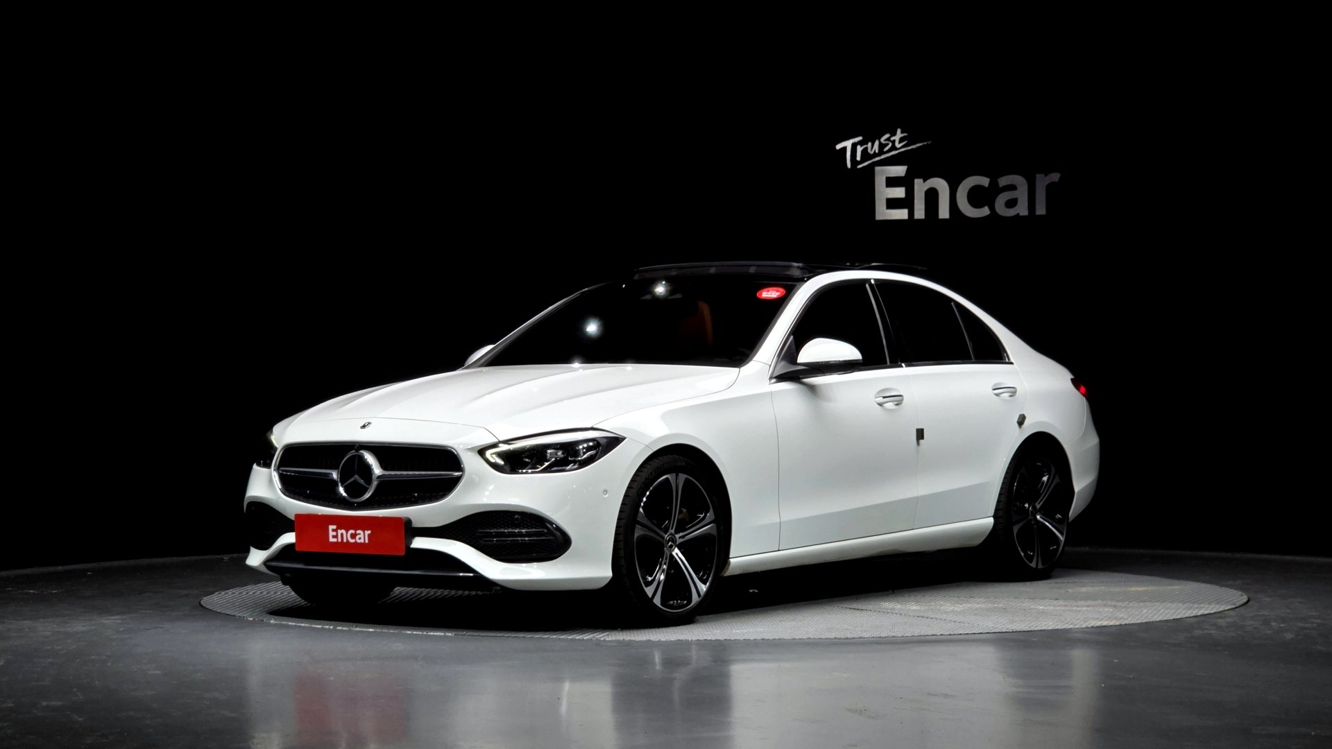 MERCEDES-BENZ C-CLASS - View 1