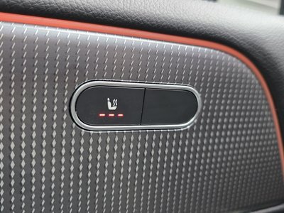 2022 Mercedes-BENZ GLB — миниатюра 24