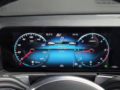 2022 Mercedes-BENZ GLB — миниатюра 11
