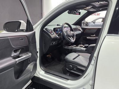 2022 Mercedes-BENZ GLB — миниатюра 13