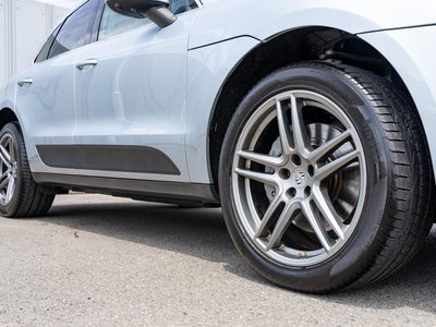 2019 Porsche MACAN photo 5