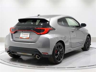 TOYOTA GR YARIS - 4