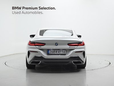 BMW 8 SERIES - 3