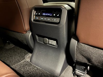 2024 Toyota LAND CRUISER 250 thumbnail 52