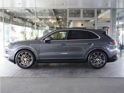 PORSCHE CAYENNE - 4