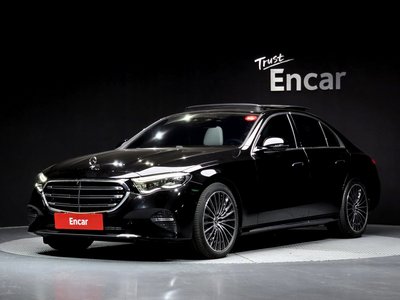 MERCEDES-BENZ E-CLASS - 1