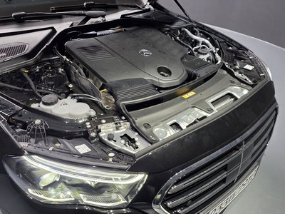 MERCEDES-BENZ E-CLASS - 7