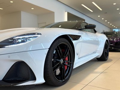 2019 Aston Martin DBS SUPERLEGGERA 照片 12
