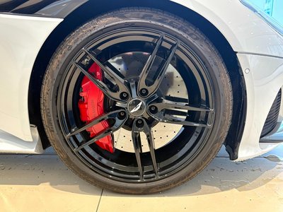 2019 Aston Martin DBS SUPERLEGGERA 照片 16
