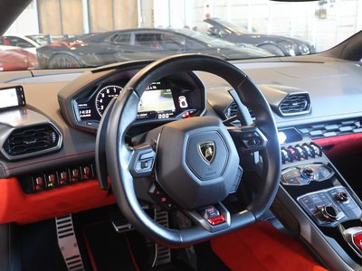 صورة 10 لـ 2014 Lamborghini HURACAN
