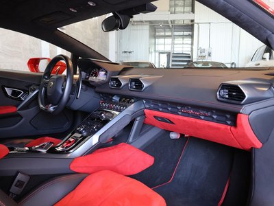 2014 Lamborghini HURACAN thumbnail 18