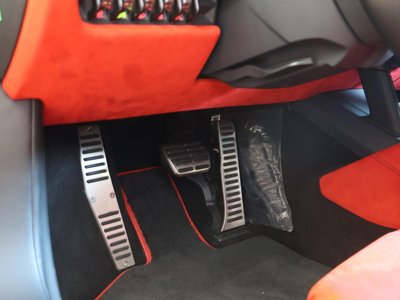 2014 Lamborghini HURACAN thumbnail 38
