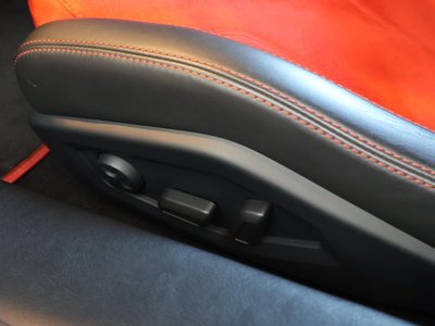 2014 Lamborghini HURACAN thumbnail 23