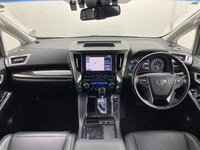 TOYOTA ALPHARD - 2
