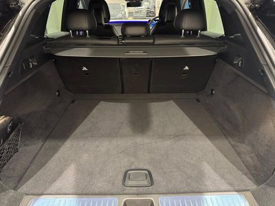 MERCEDES-BENZ EQE - 10