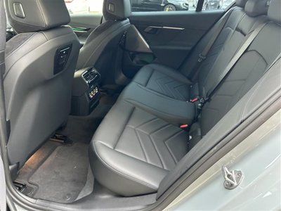 BMW 5 SERIES - 8