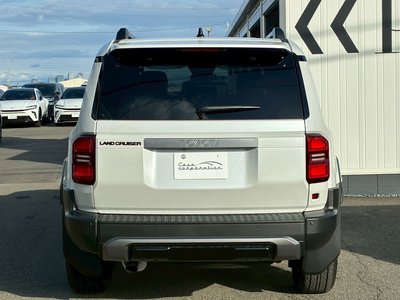 TOYOTA LAND CRUISER 250 - 8