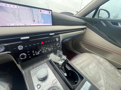 GENESIS G80 (RG3) - 9