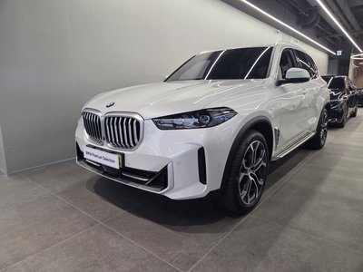 صورة 1 لـ 2025 BMW X5