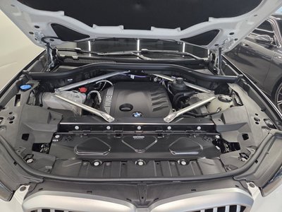 صورة 7 لـ 2025 BMW X5