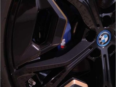 صورة 7 لـ 2025 BMW IX