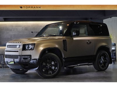 LAND ROVER DEFENDER - 1
