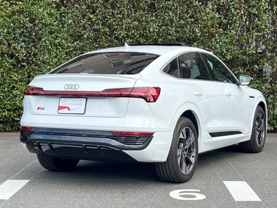 AUDI Q8 SPORTBACK E-TRON - 4