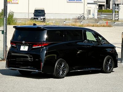 TOYOTA VELLFIRE - 9